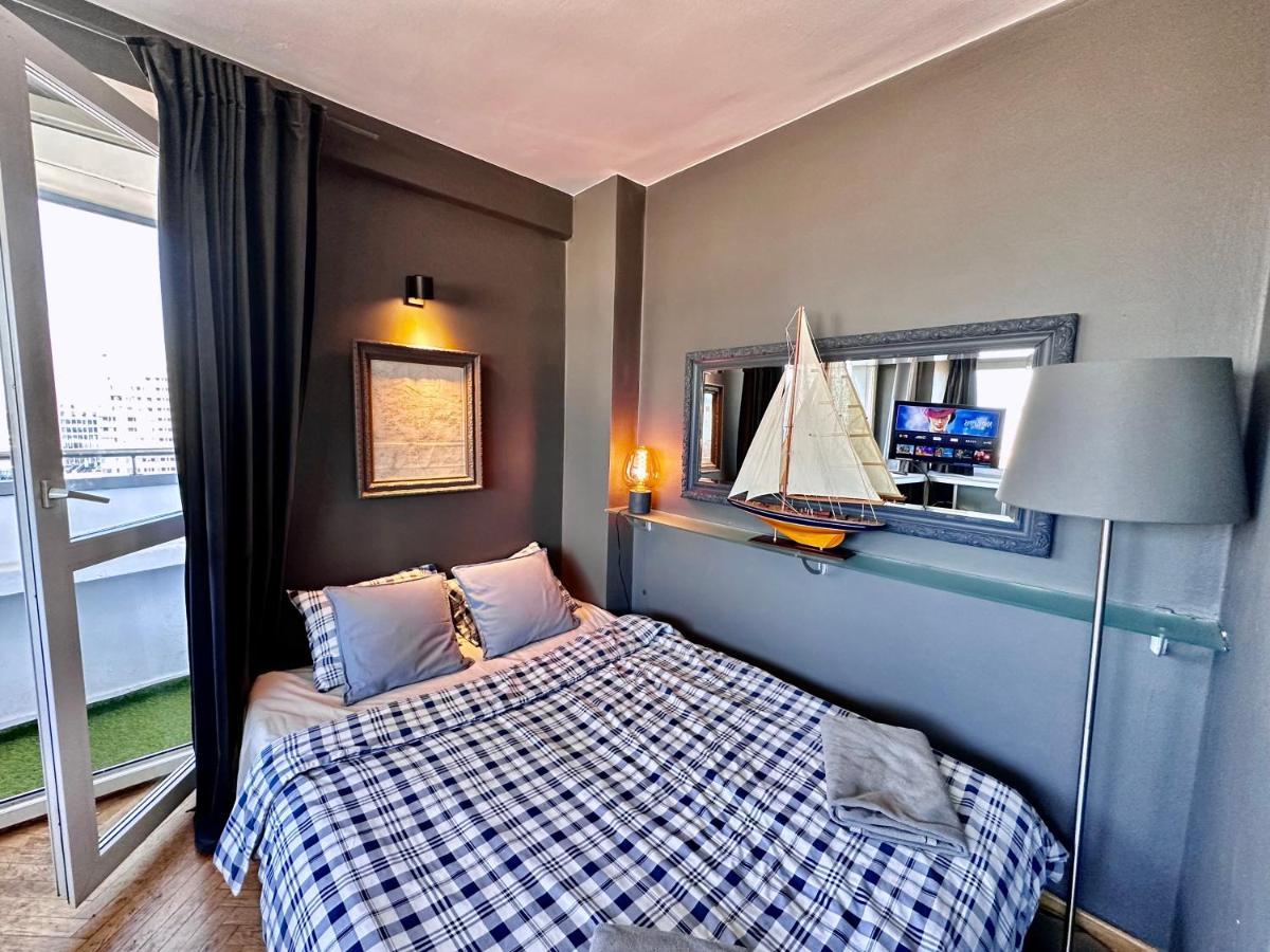Super Apartament Grey Centrum 2X Metro Fast Wifi 300 Mbs Netflix Appletv Smarttv Spotify Panorama Miasta Warschau Exterior foto