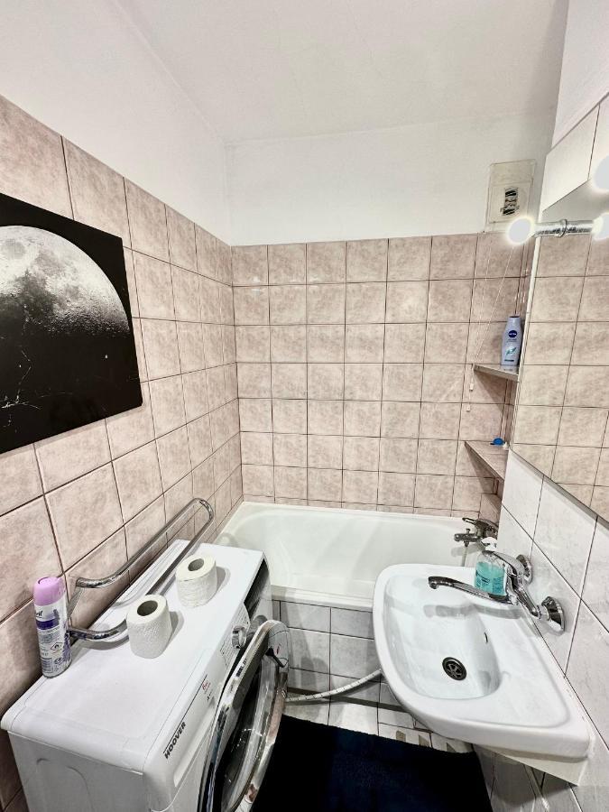 Super Apartament Grey Centrum 2X Metro Fast Wifi 300 Mbs Netflix Appletv Smarttv Spotify Panorama Miasta Warschau Exterior foto
